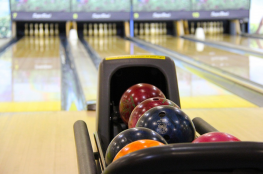 PINK BOWLING & CLUB 
